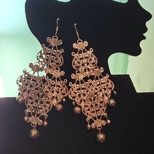 Elegant Sliver Filigree Chandelier Earrings